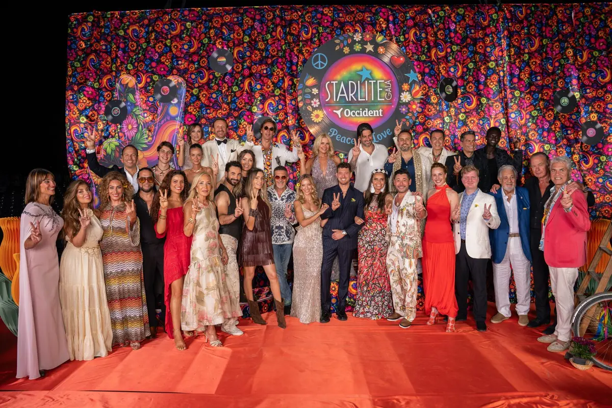 Group photo at the close of the XVII Starlite Occident Gala